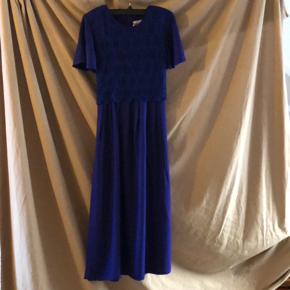 Floor Length Dress - Picture 4 of 8